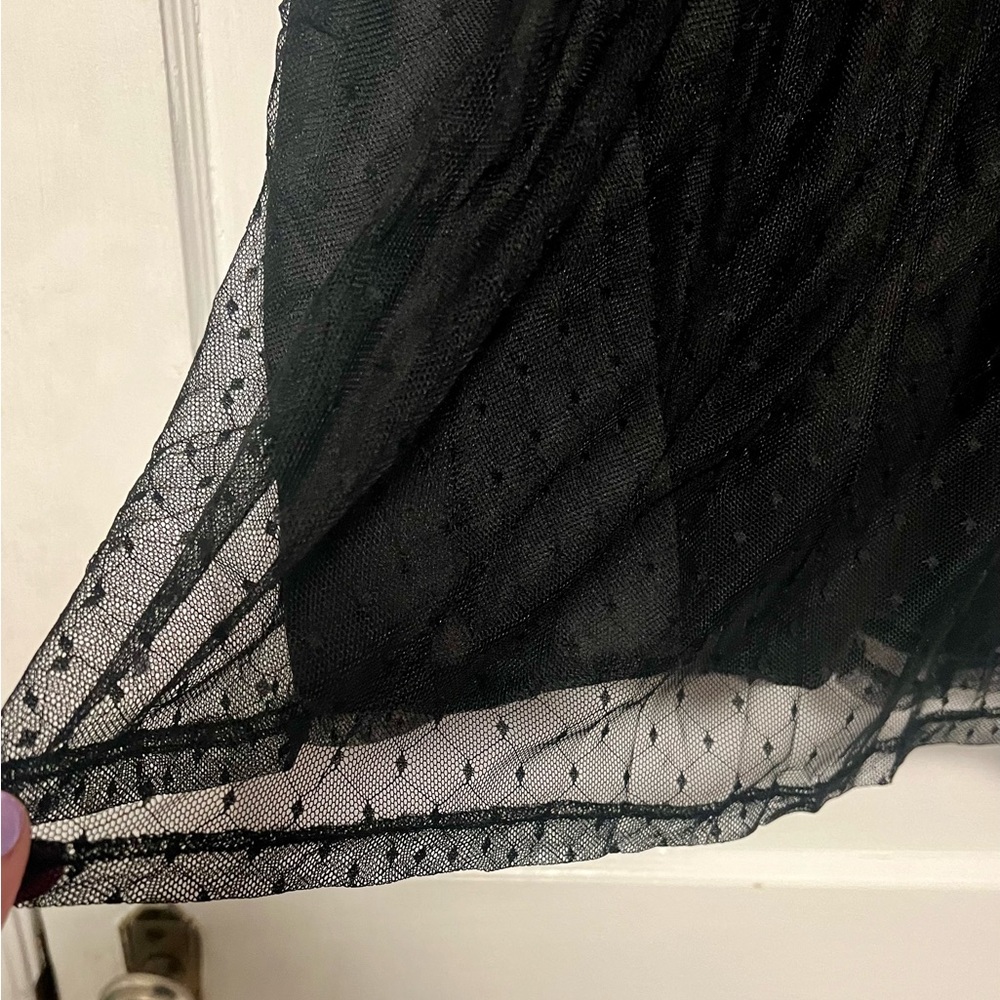 Dress- small - Picture 4 of 8